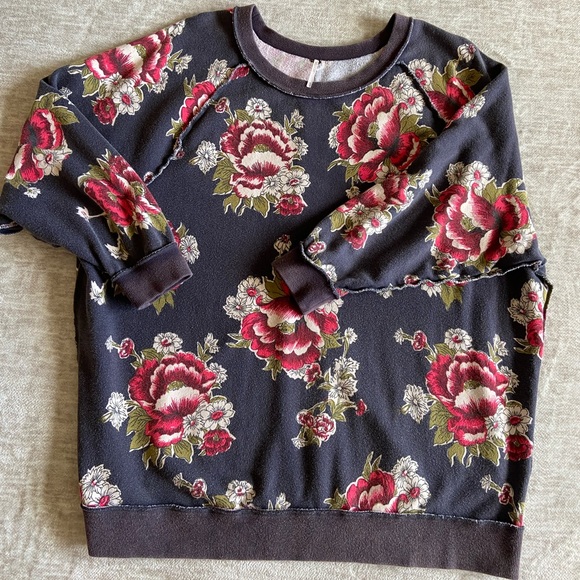 Free People Tops - Oversize free people sweatshirt